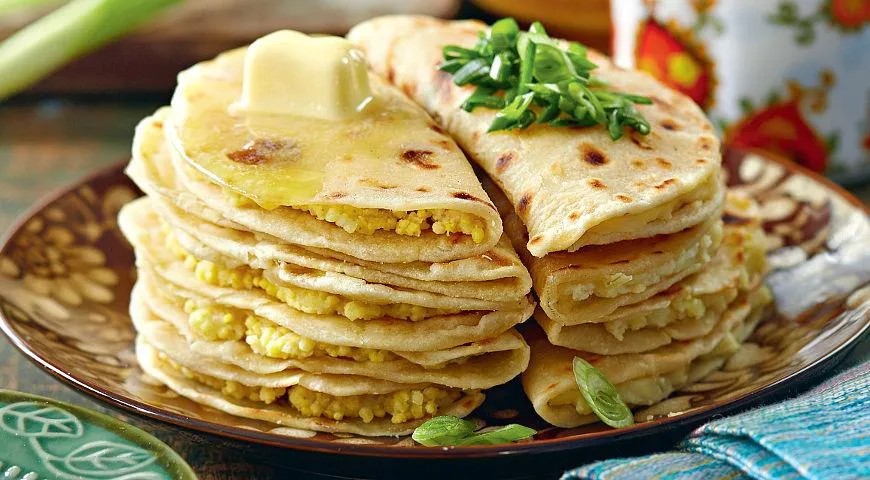 Кыстыбый (лепешка с картофелем)