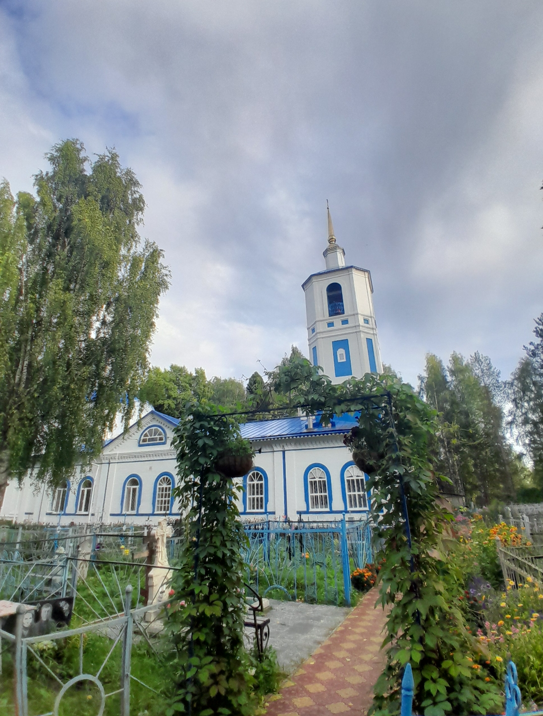 В Введенском храме проведён общецерковный денежный сбор для вынужденных переселенцев и пострадавших мирных жителей с территорий Курской области.