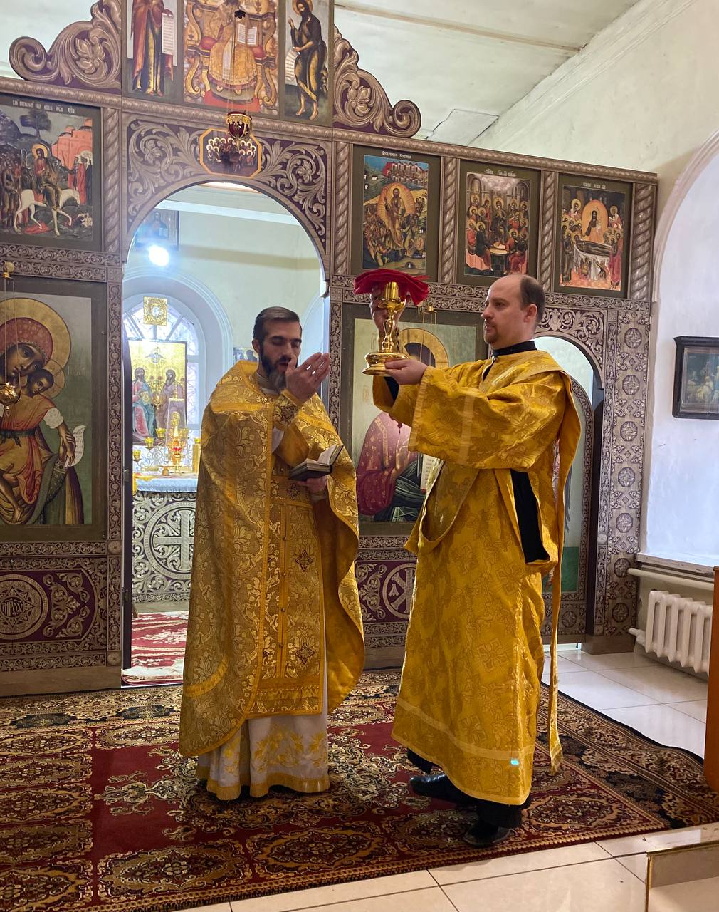 Божественная литургия Неделя 17-я по Пятидесятнице Введенский храм