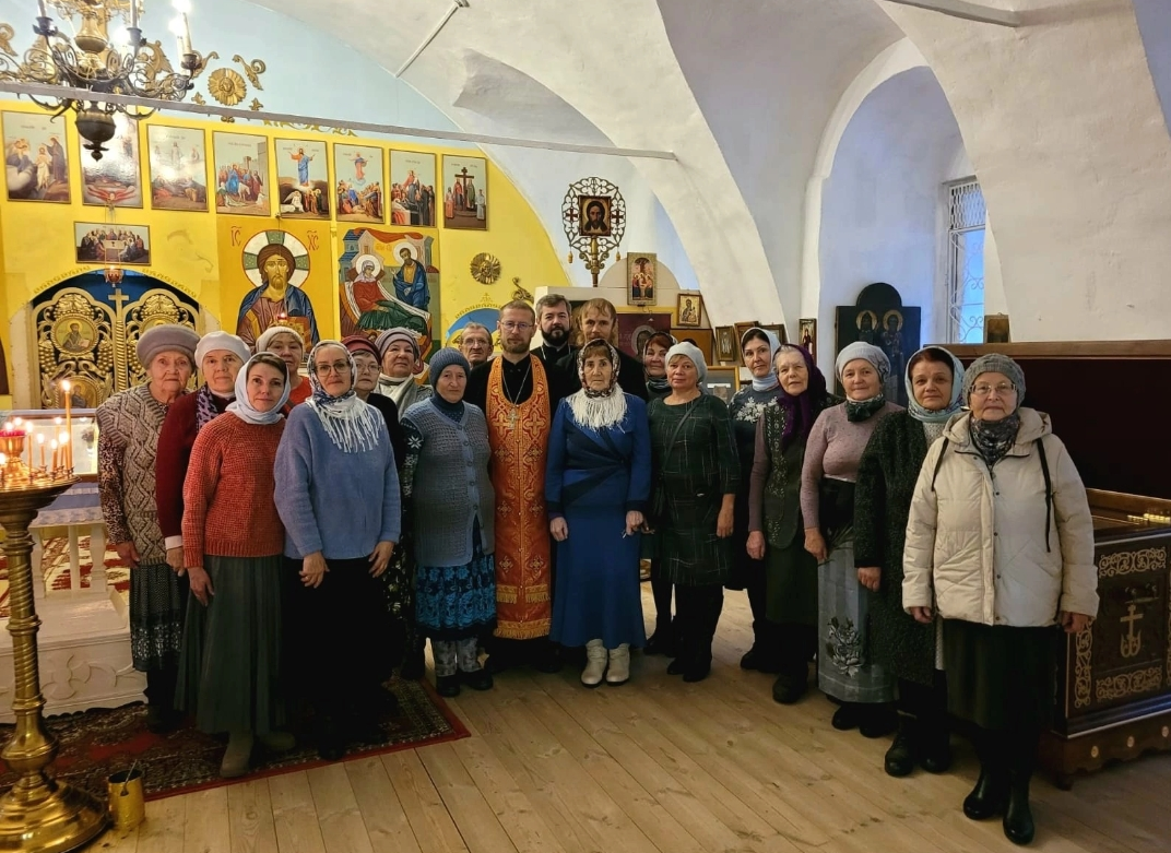 Паломническая поездка прихожан Введенского храма д. Озёра в Подосиновский район.