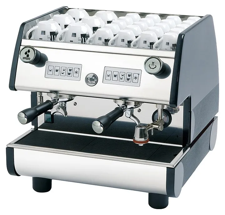 La Pavoni PUB2VN2041EU Кофемашина автомат, компактная, 2 группы, цвет - черный, объем бойлера 6 л, 220В.
