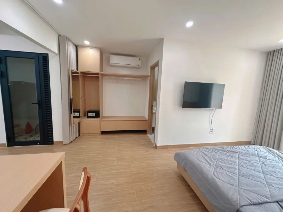 Квартира с 1 спальней, 80 м², рядом с морем