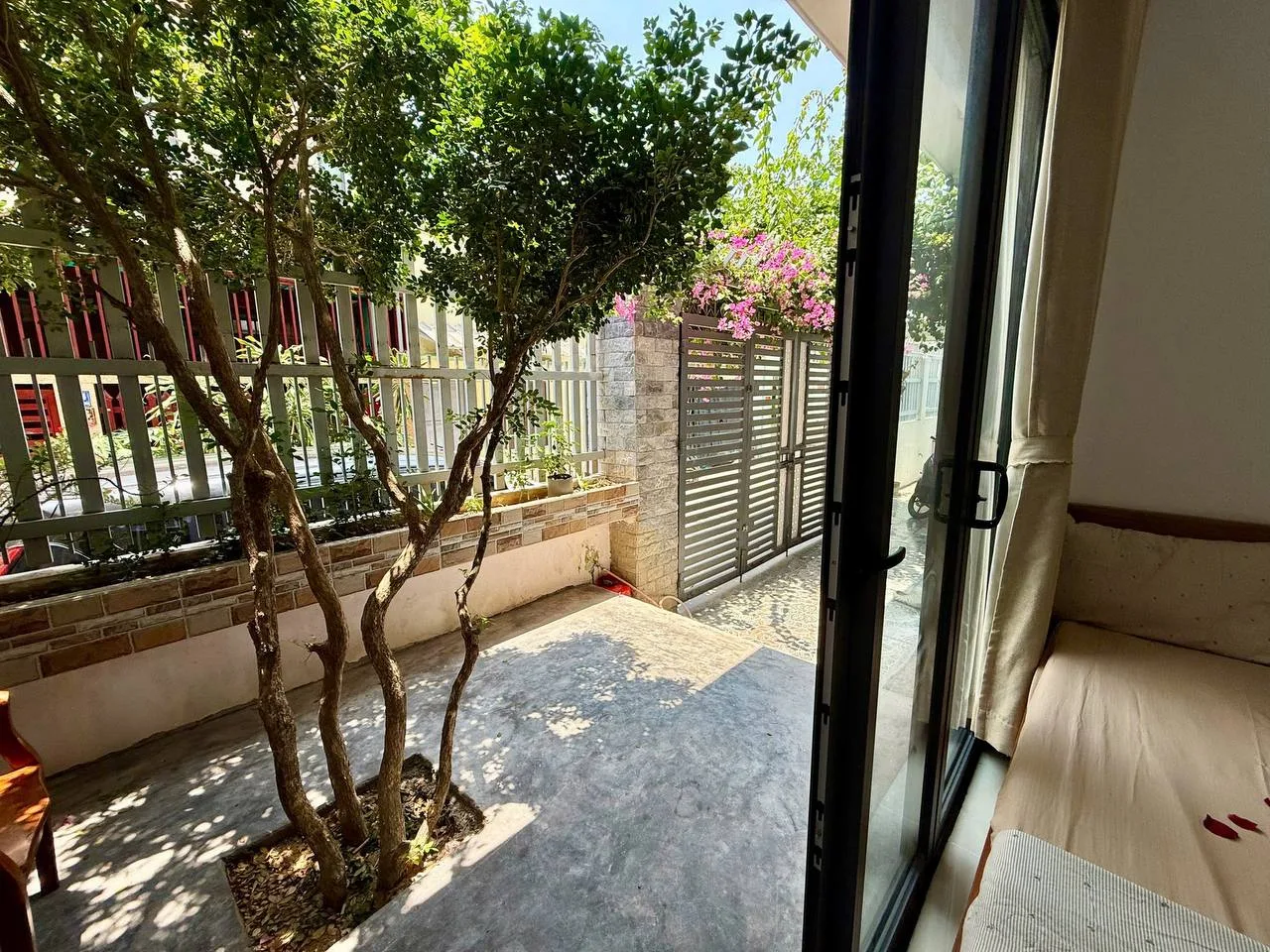 1-bedroom apartment in Ba Lang, 100 m from the beach
