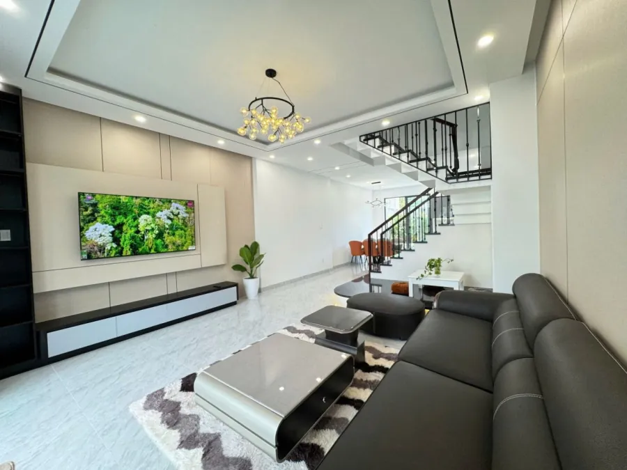 Nhà 3 phòng ngủ tại My Gia, gói 5