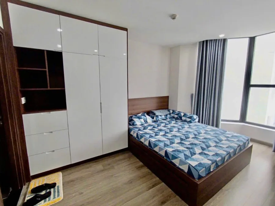 2-bedroom apartment in HUD residential complex