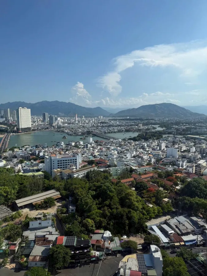 Căn hộ 3 phòng view biển tại Napoleon