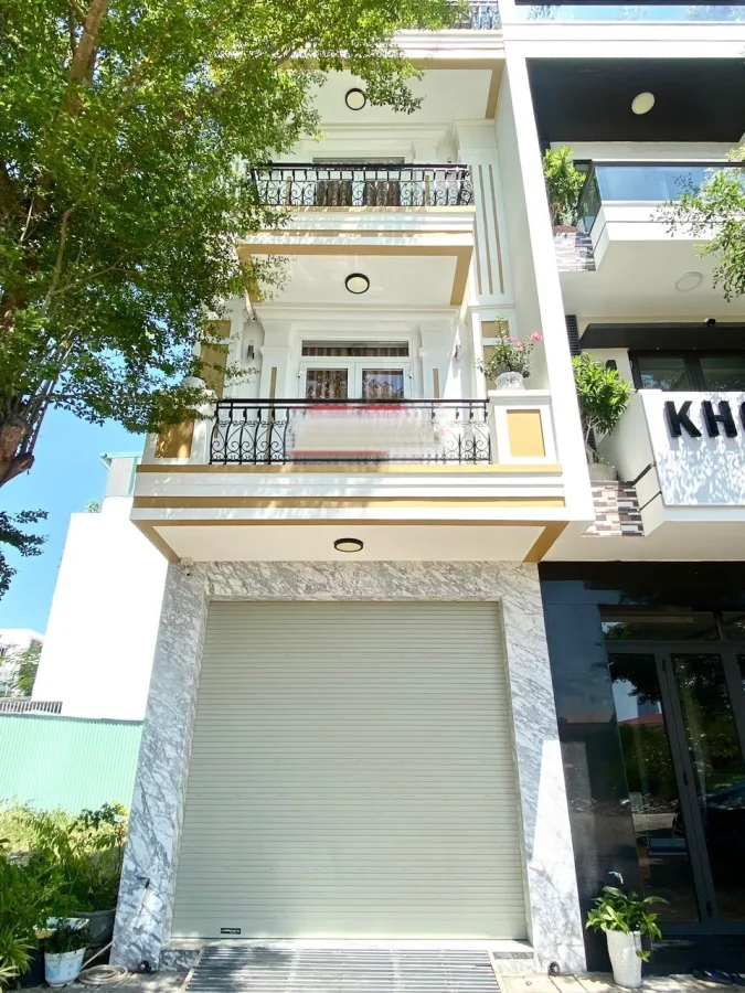 Business house, 3 bedrooms, Phuoc Hai