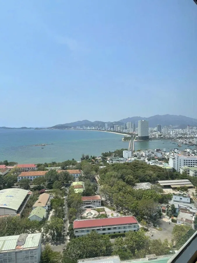 2-bedroom apartment with sea view in Napoleon