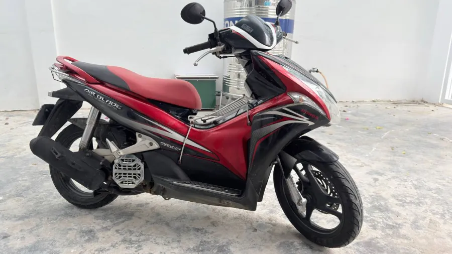 Honda Air Blade, нужно заменить пыльник вилки