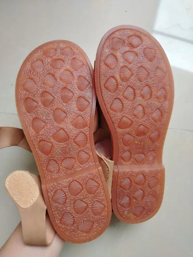 New women's sandals, size 36