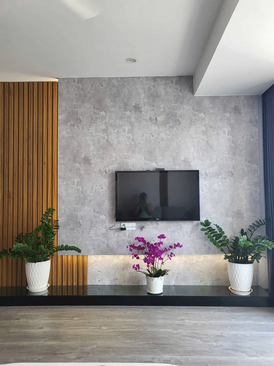 3-bedroom apartment with sea view in Gold Coast