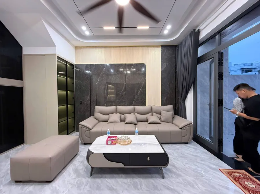 Nhà mới 3 phòng ngủ tại My Gia