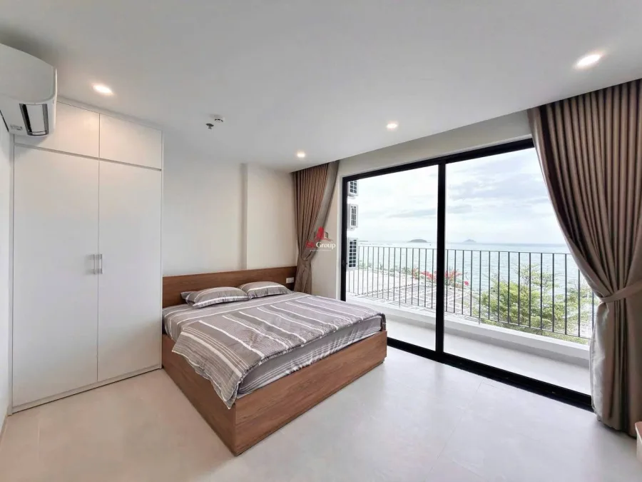 New 2-bedroom apartment 2 minutes from the sea