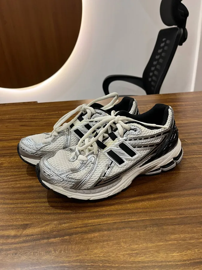 Оригинальные кроссовки New Balance, размер 39–39.5