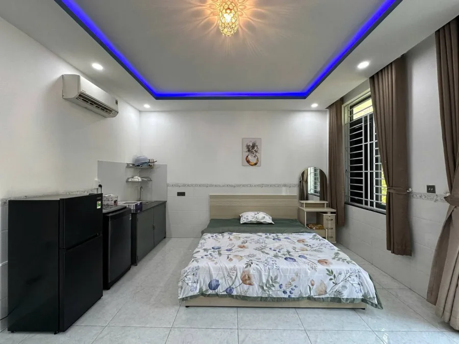 Studio with balcony in Ha Quang 2