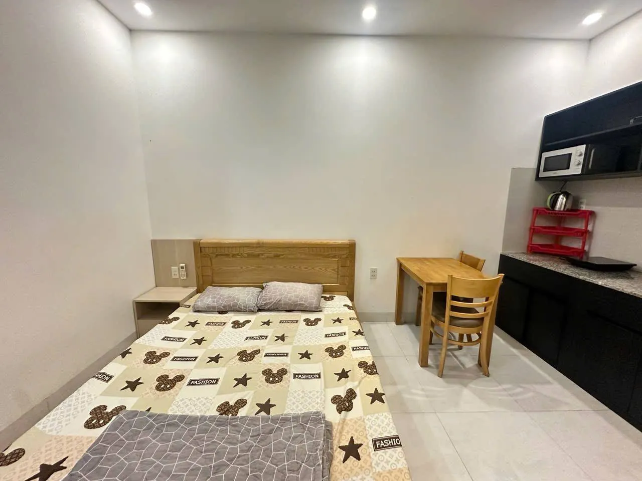 Квартира 35 м² с балконом и лифтом, Фуок Лонг