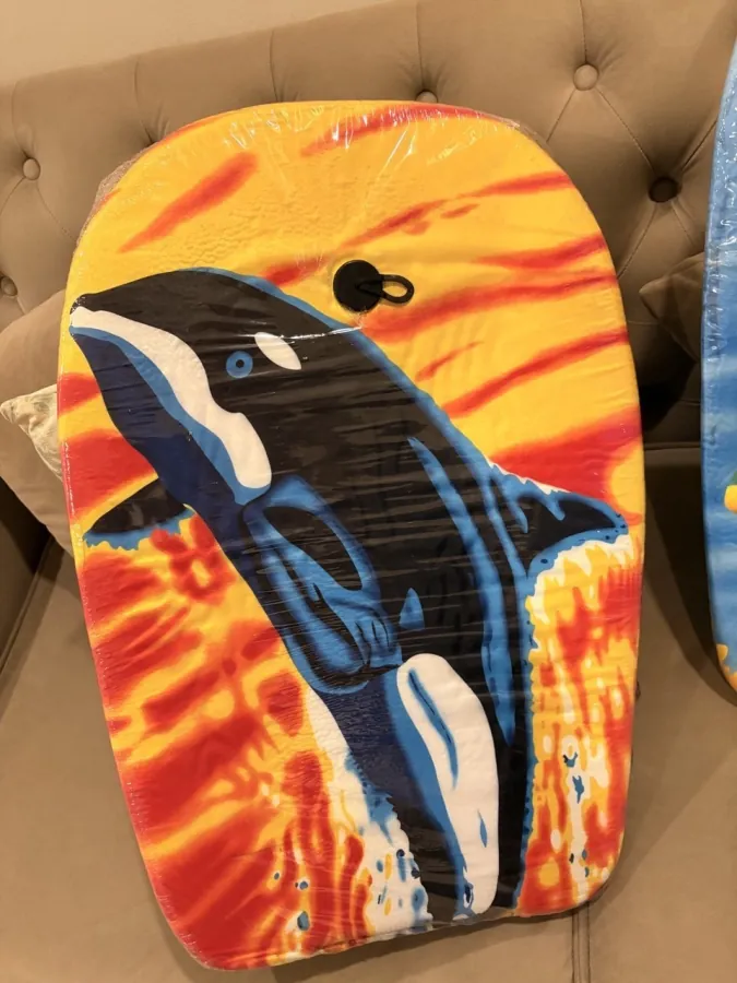 New swimming kickboard