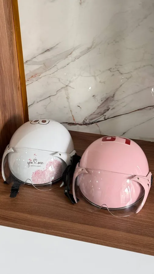 Motorbike helmet, size L