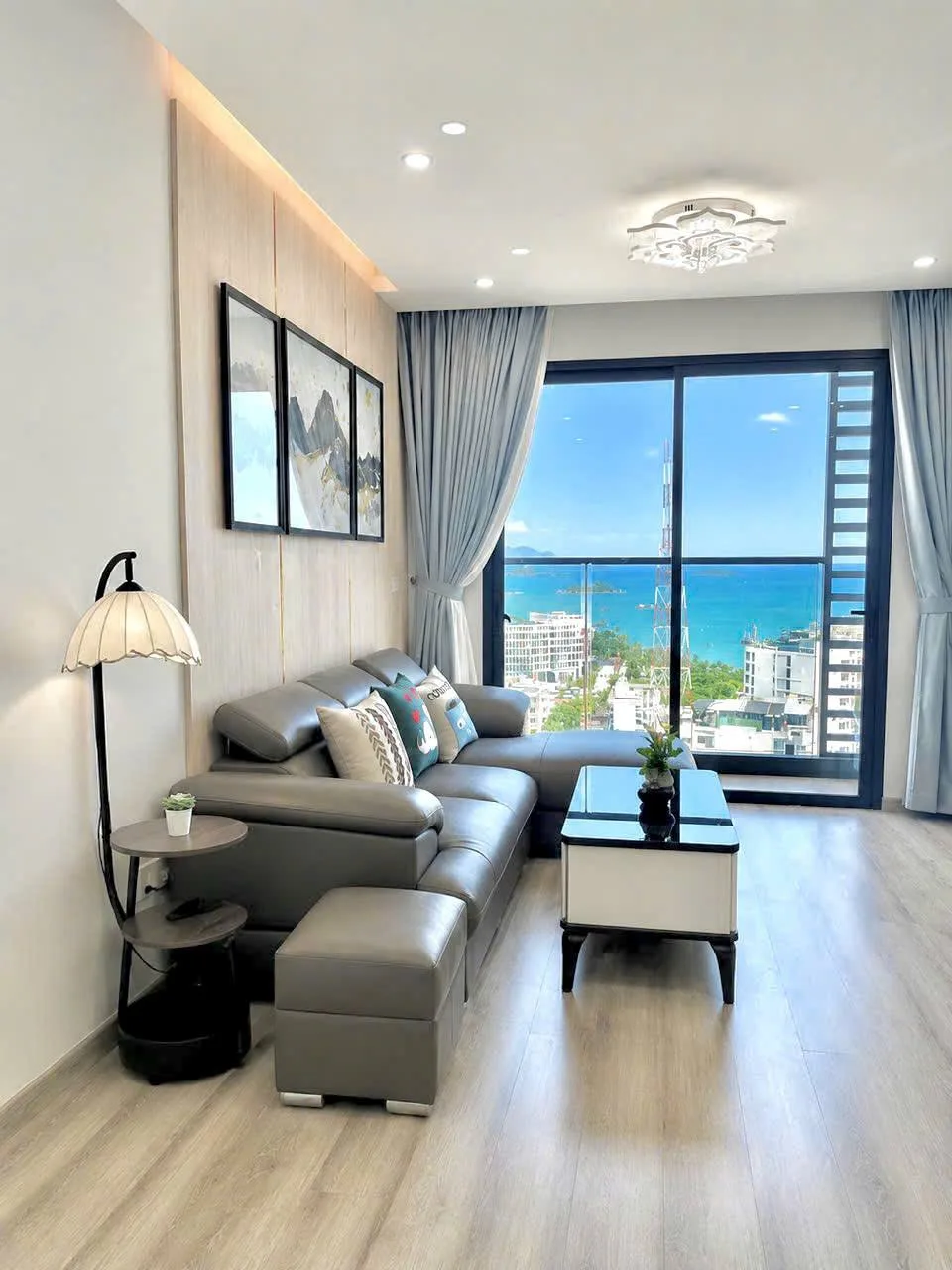 Квартира с видом на море в Marina Suites