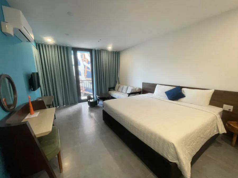 Студия с балконом рядом с пляжем, Винь Хоа
