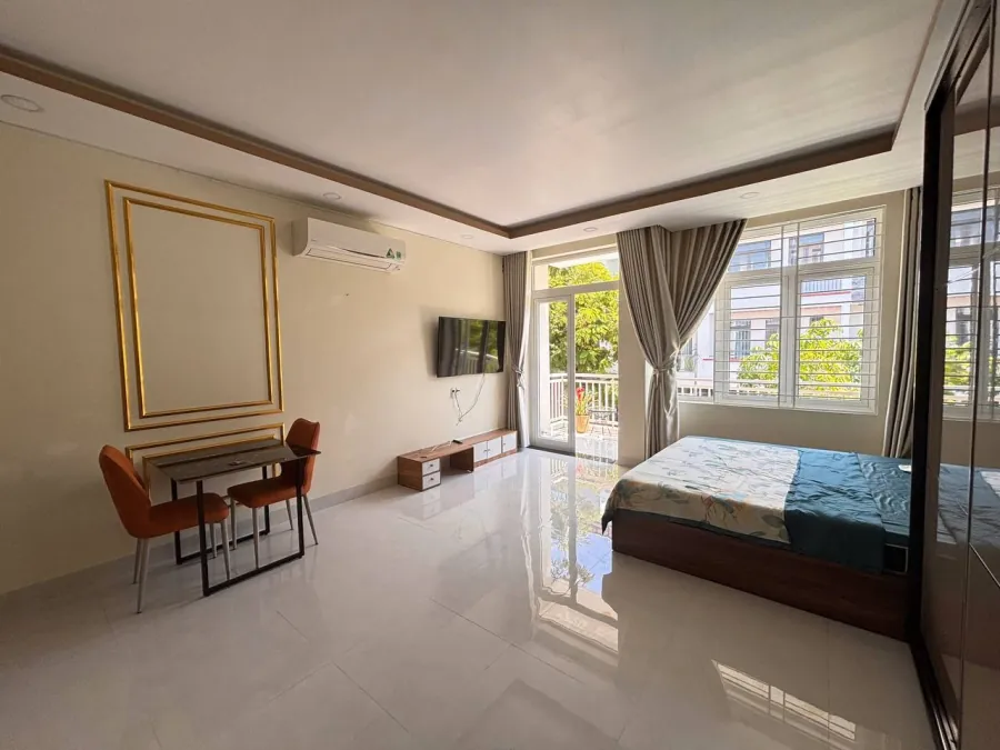 Студия 50 м² с балконом в Ха Куанг
