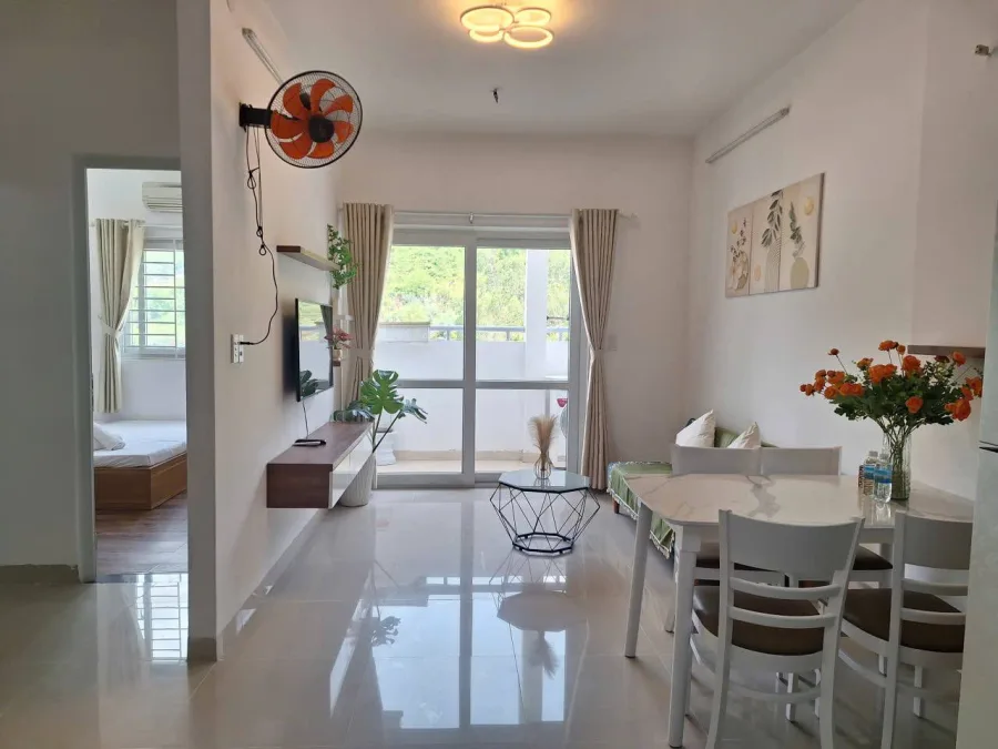 Căn hộ mới 2 phòng ngủ tại Bình Phú 2