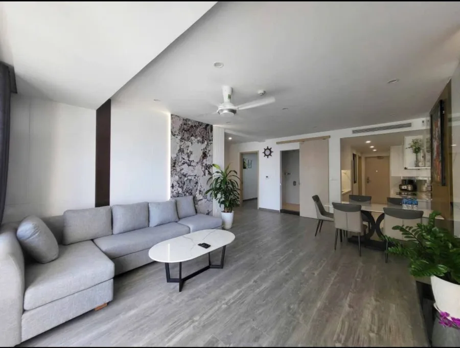3-комнатная квартира в Gold Coast, центр Нячанга