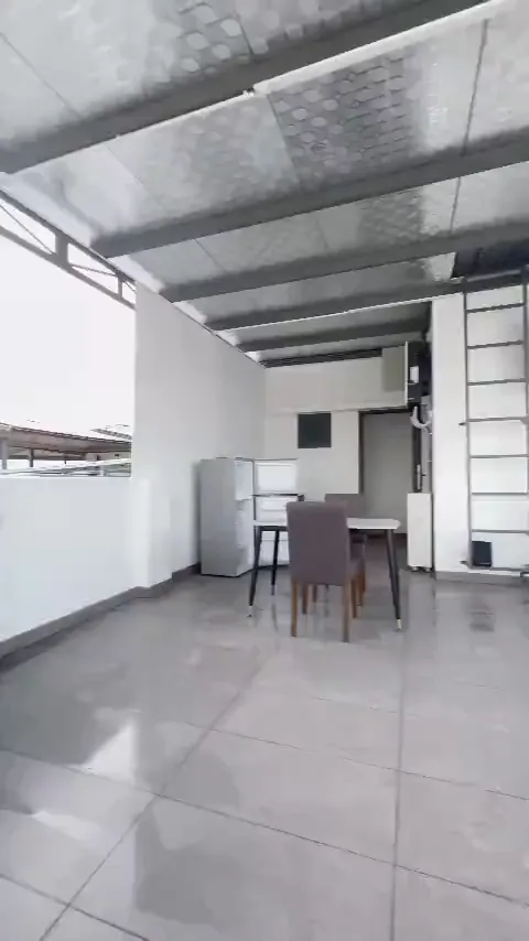 Căn hộ 100 m²
