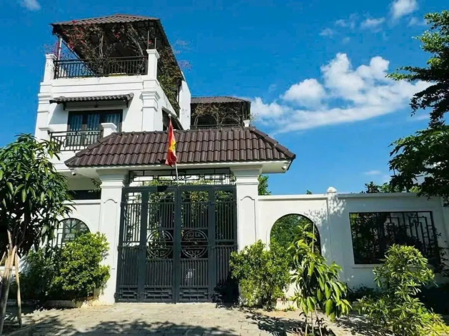 House with garden and 3 bedrooms in southern Nha Trang