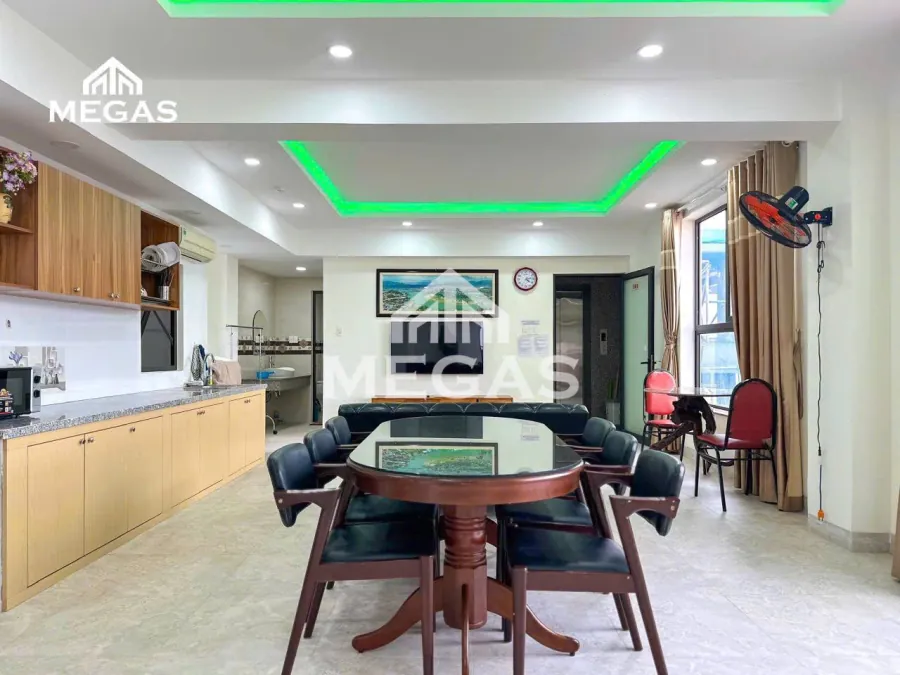2-bedroom penthouse in central Nha Trang
