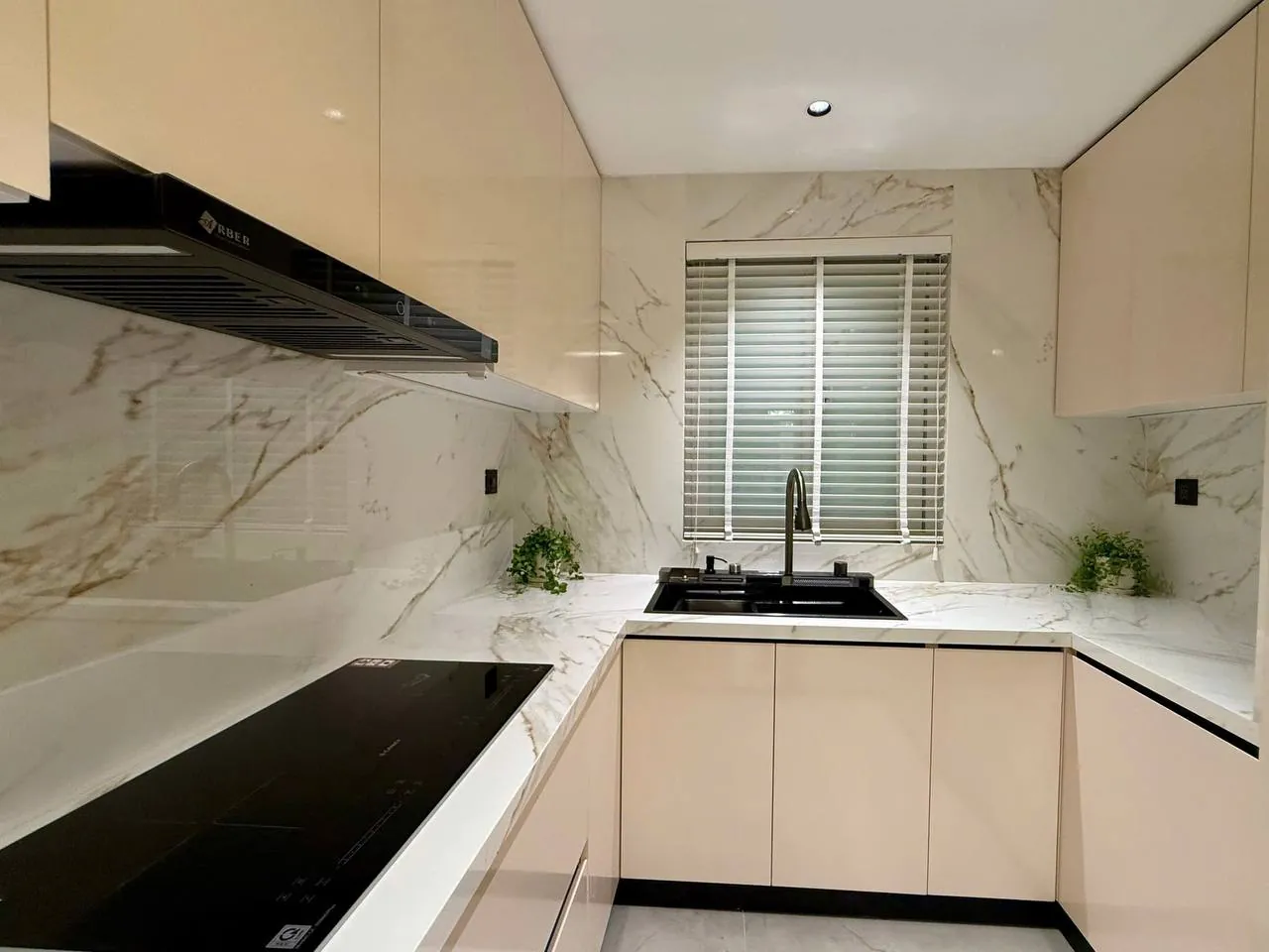 VIP-квартира с 2 спальнями в Mường Thanh 04
