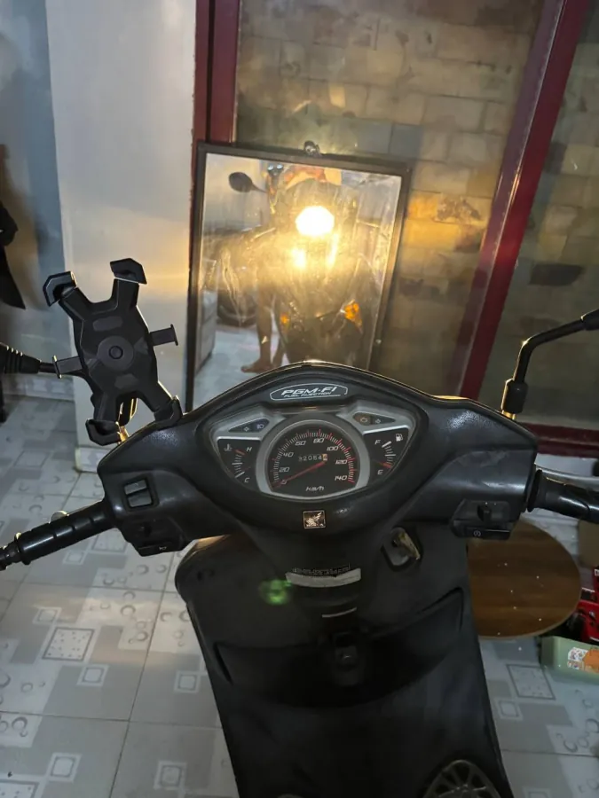 Honda Lead 2011, хорошее состояние