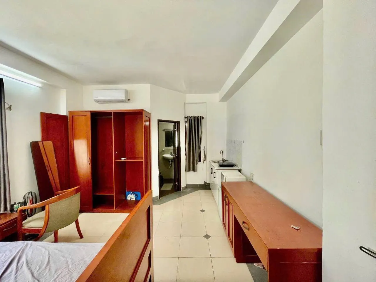 Studio in central Nha Trang, Le Thanh Ton