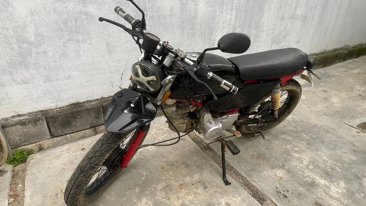 Honda Win 100, механика, с креплением для сёрф-доски