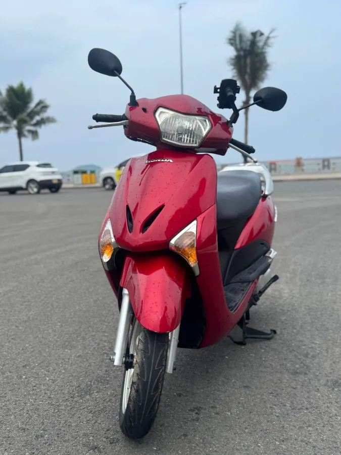 Honda Lead 2012, хорошее состояние
