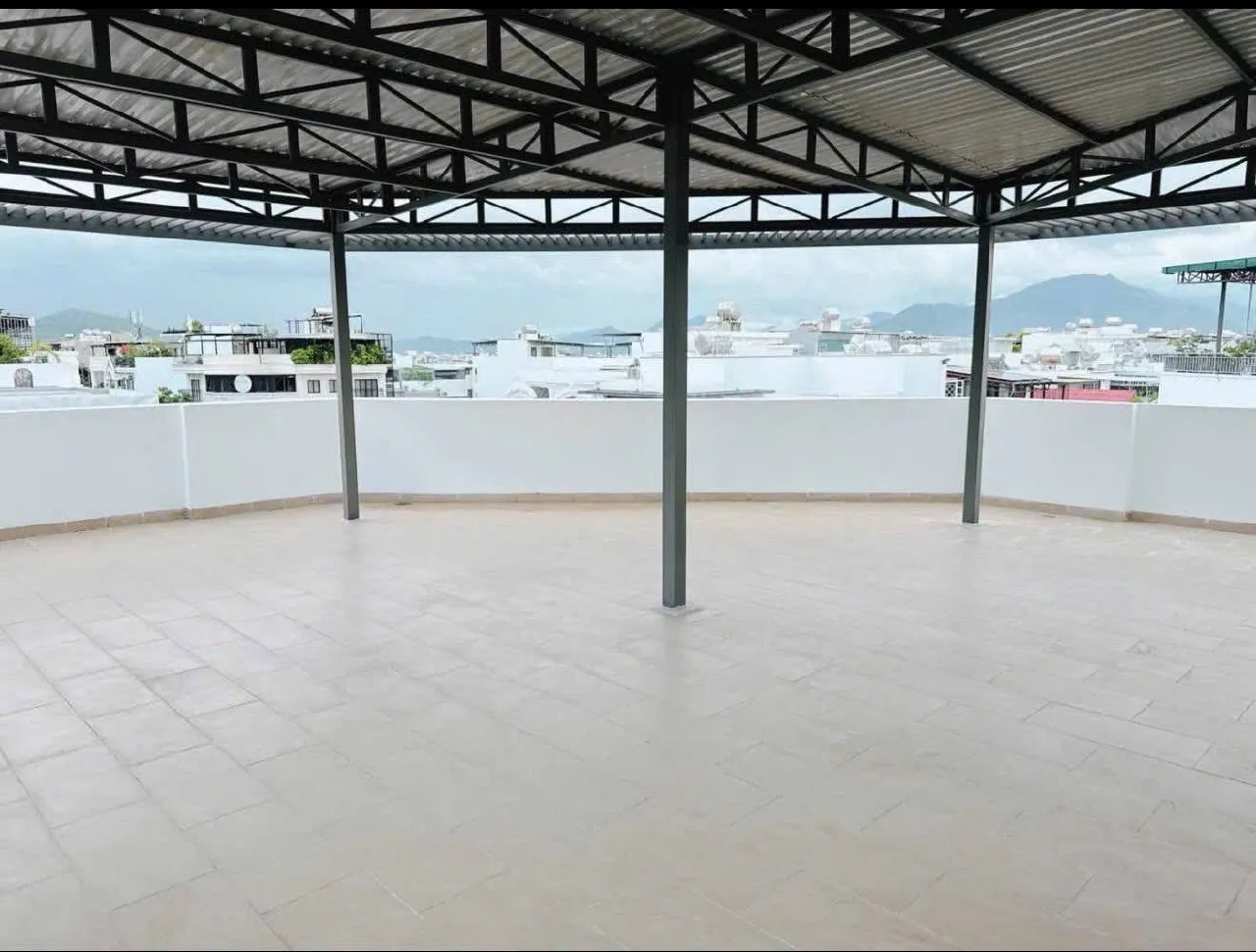 1-bedroom apartment with rooftop terrace, Ha Quang 2