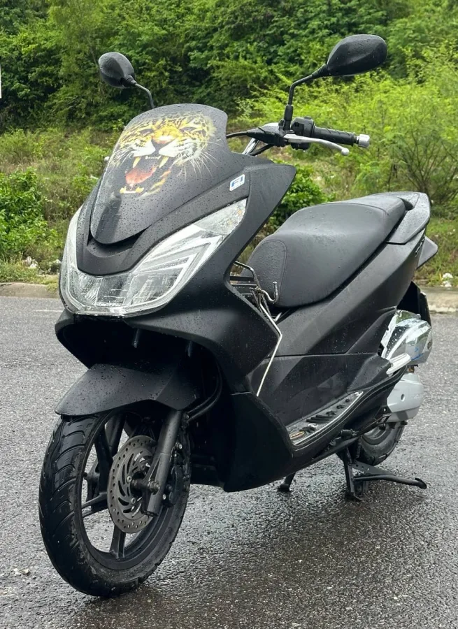Honda PCX 125 (2022), отличное состояние