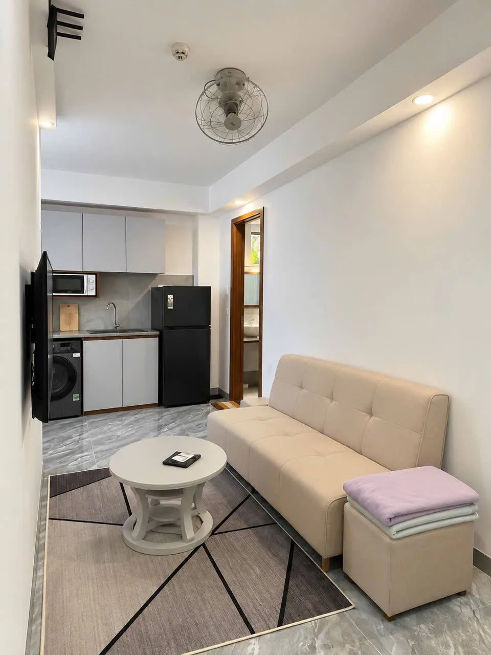 Căn hộ 1 phòng ngủ ở phía bắc Nha Trang, cách biển 3 phút