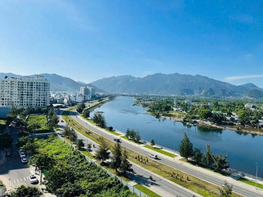 New 3-bedroom apartment in West Nha Trang