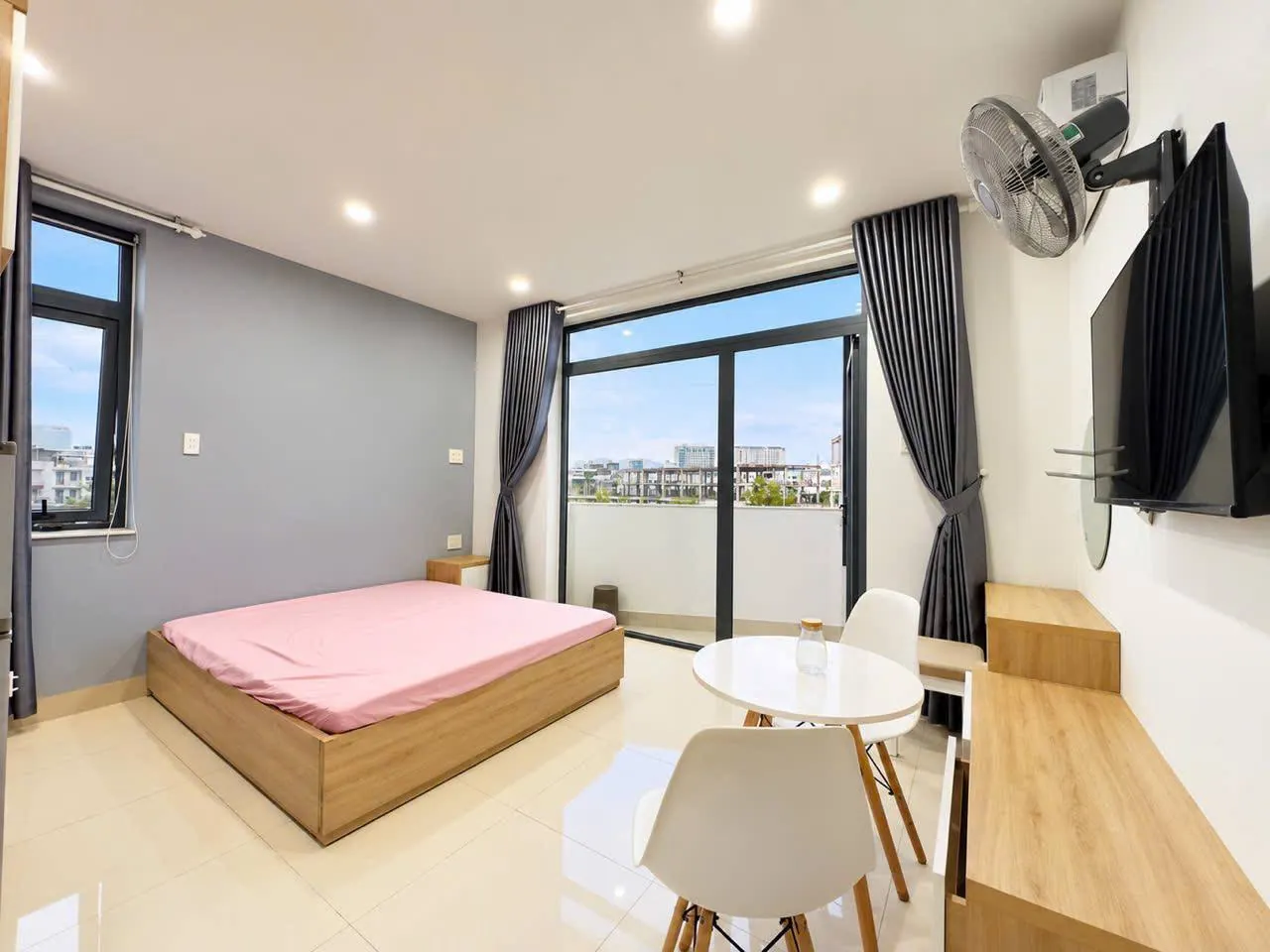 Студия 40 м² с балконом, Ха Куанг 2