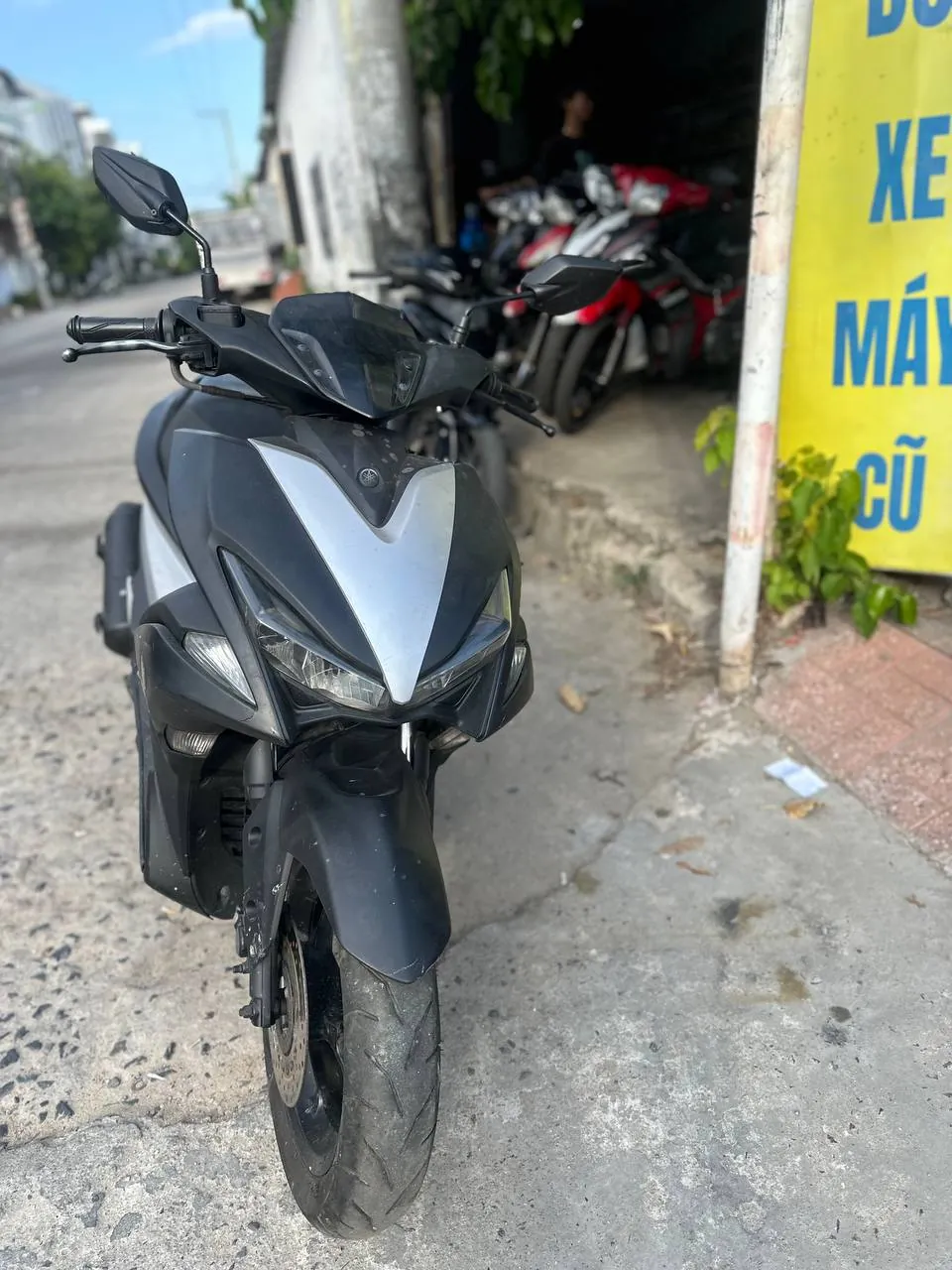 Yamaha NVX 2018