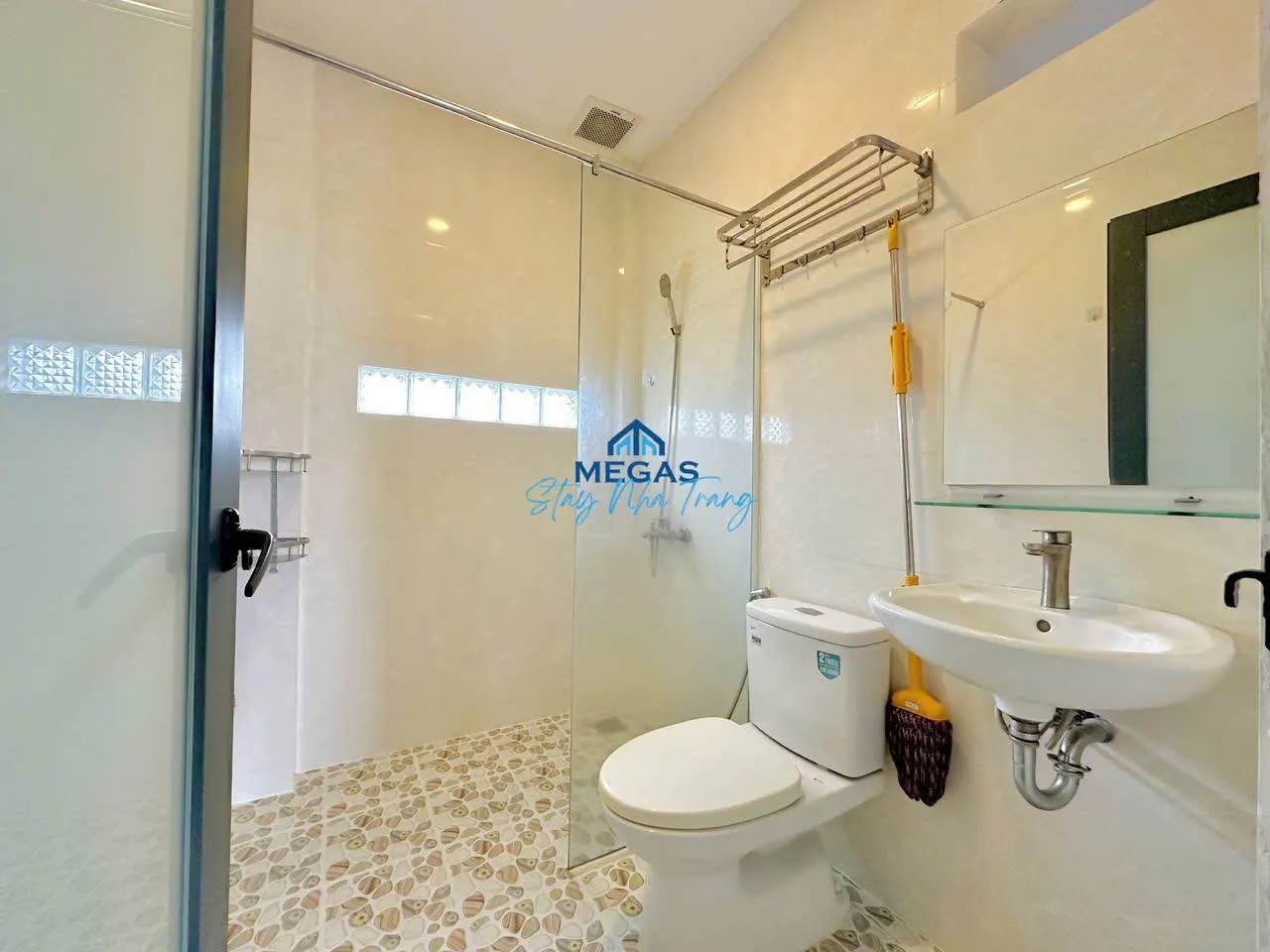 Spacious studio with balcony in West Nha Trang