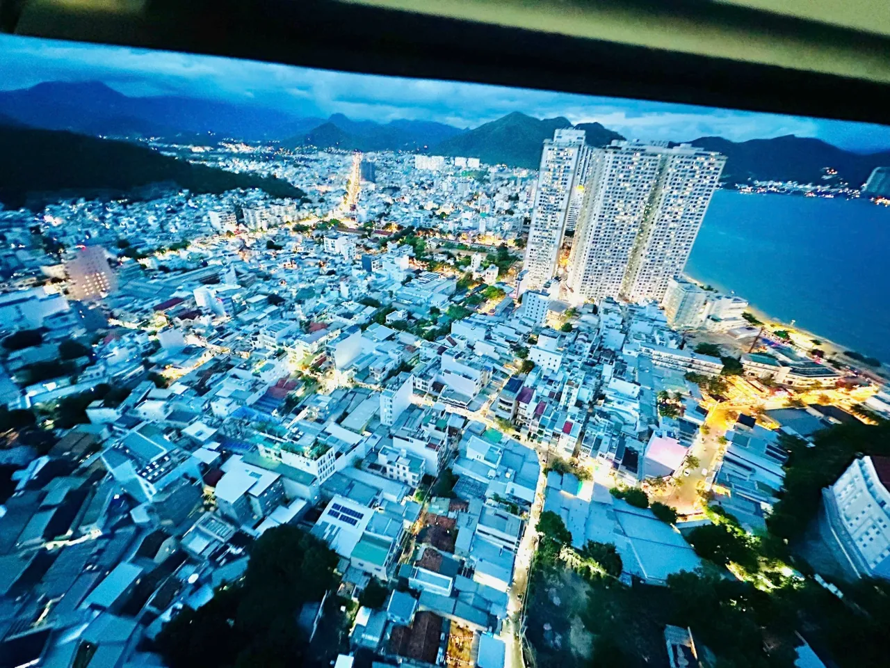 2-room apartment in Napoleon with sea view — Photo 3 of 10