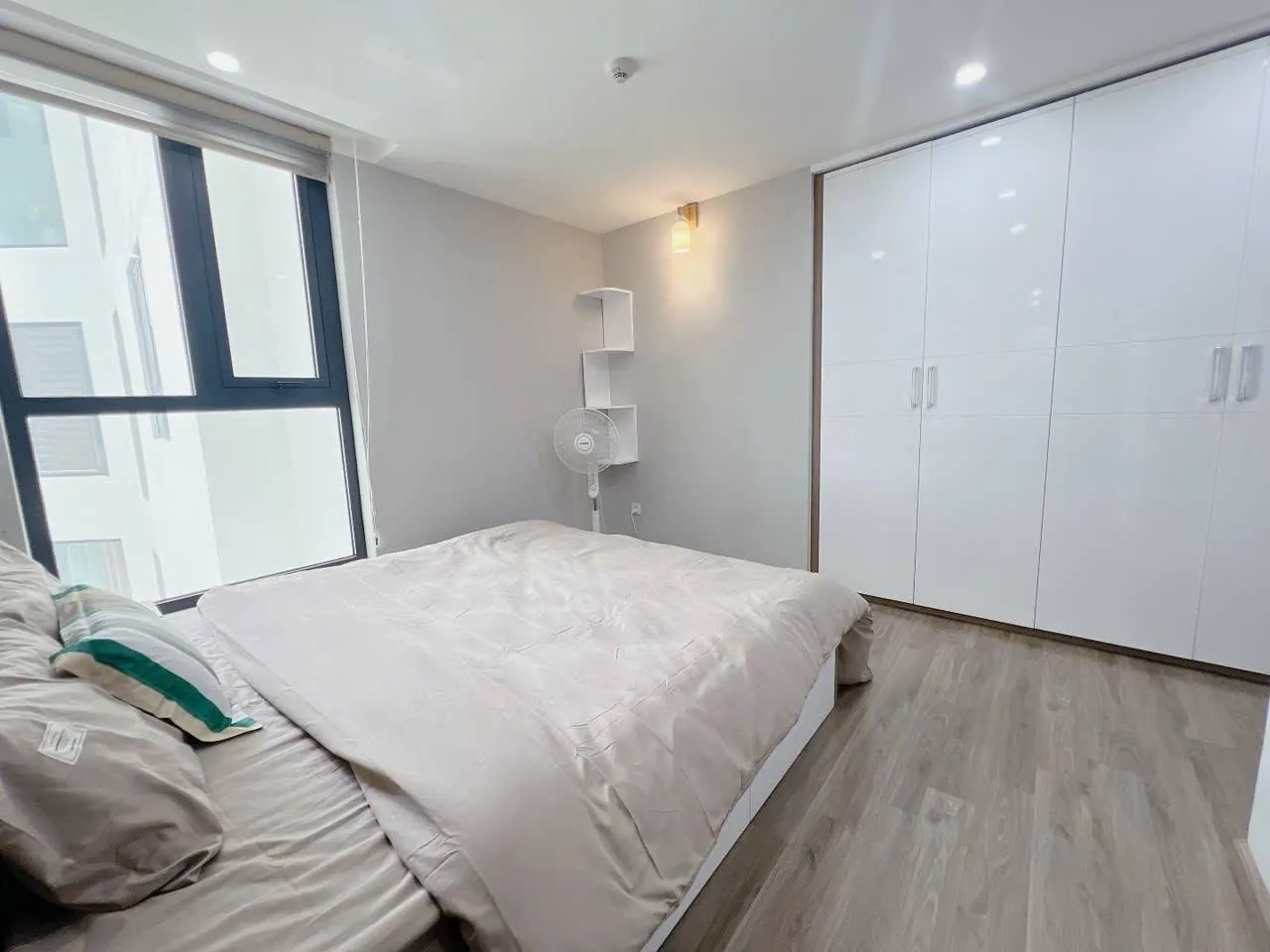 1-bedroom apartment in HUD complex, city center — Photo 8 of 8