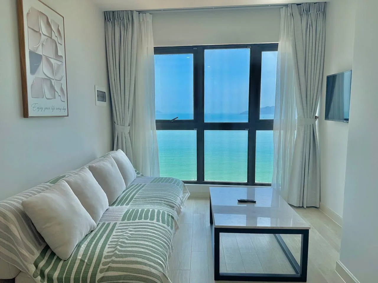 Квартира с 2 спальнями в Gold Coast, центр Нячанга