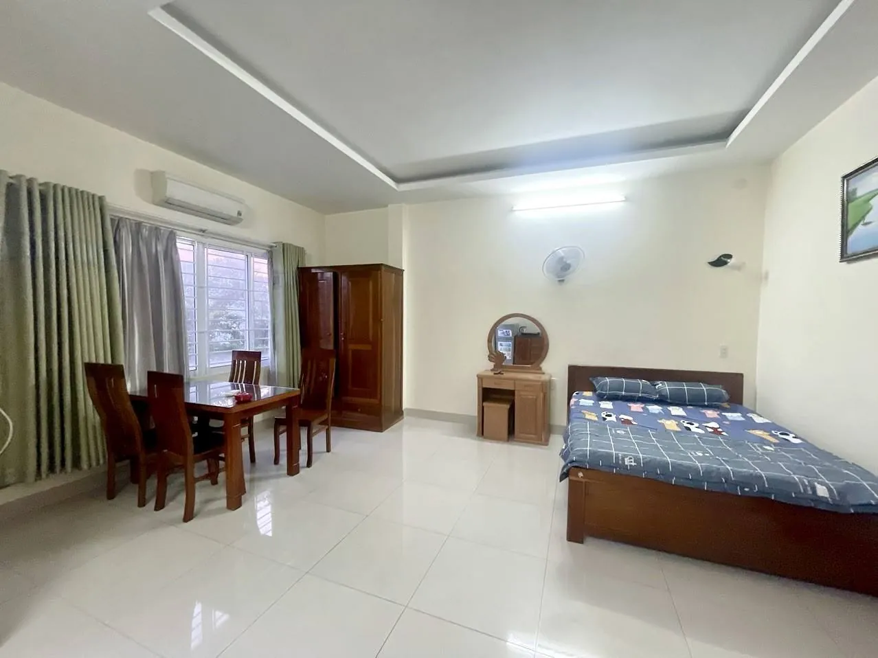 Studio có ban công, Phước Long