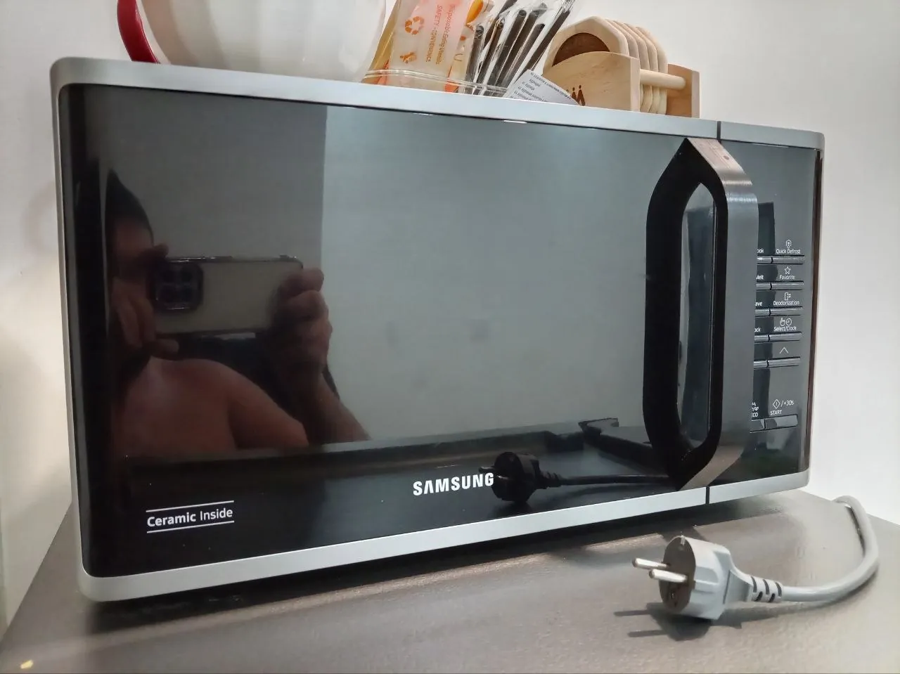 Микроволновка Samsung, 800 Вт