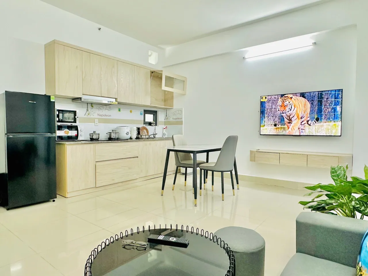 2-room apartment in Napoleon with sea view — Photo 4 of 10