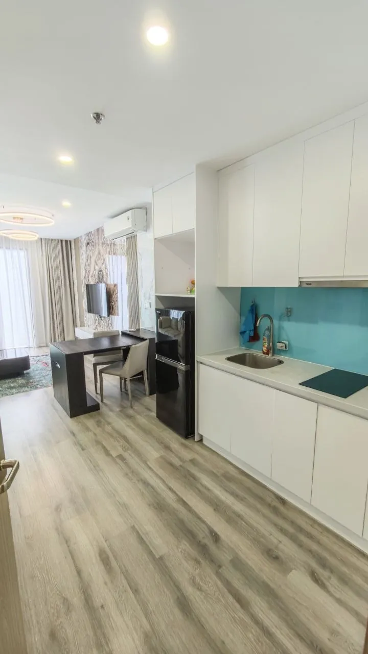 Spacious studio with balcony in central Nha Trang