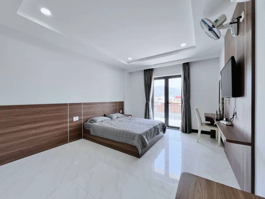 Студия 50 м² с балконом, Фуок Лонг